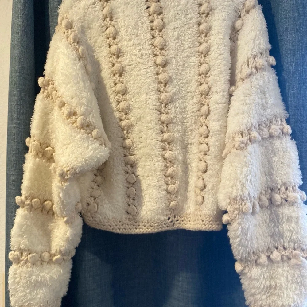 FRAME
Pom pom-embellished crochet-trimmed wool cardigan - Picture 2 of 7